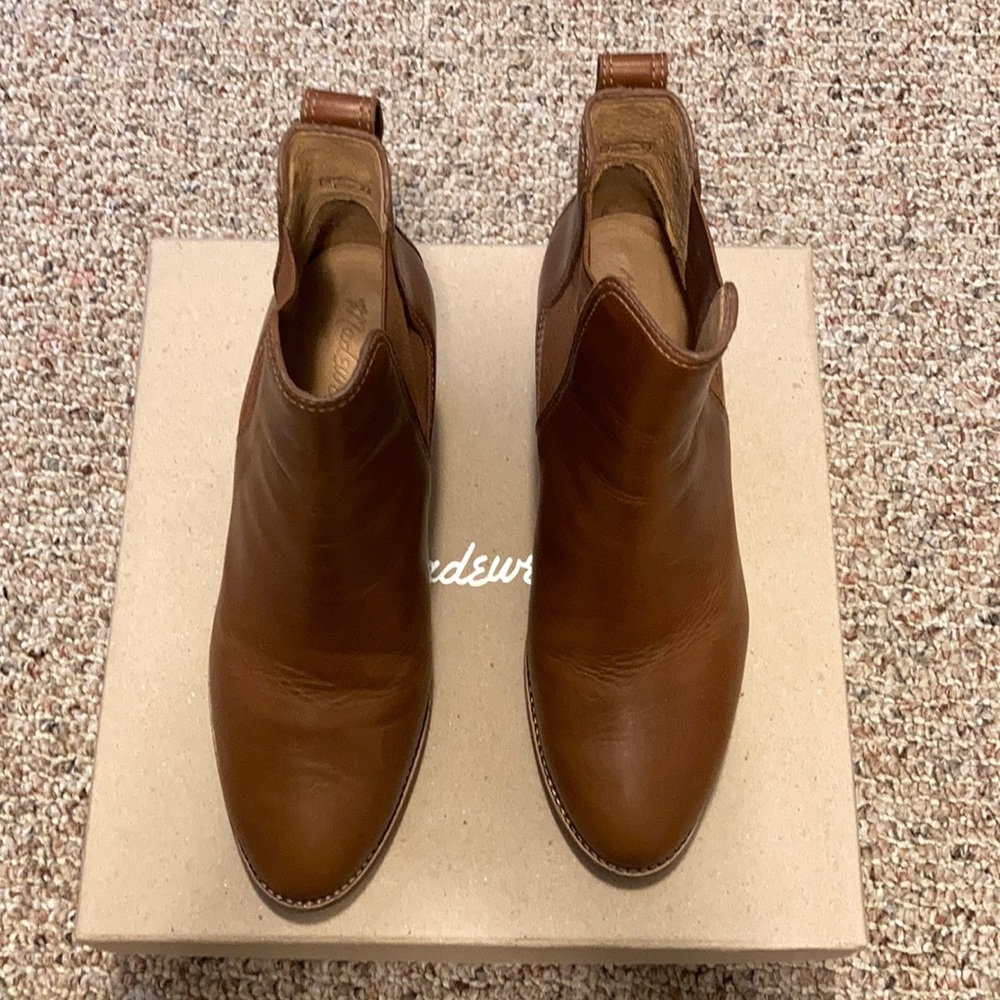 Madewell heeled Chelsea boot